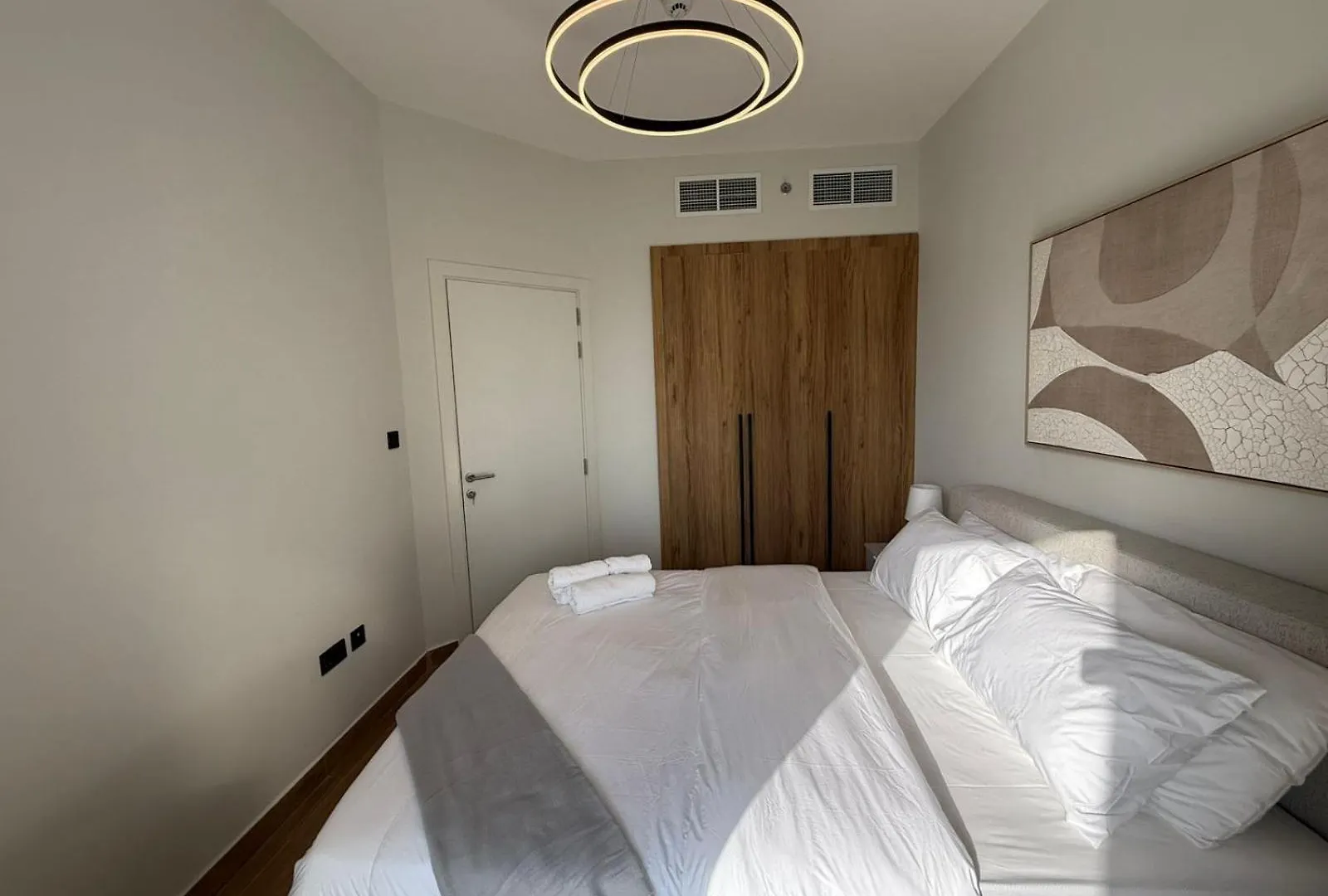 Elegant 1Br Apt With Balcony , Al Maryah Vista 1 Абу-Даби Апартаменты