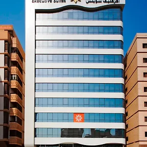 Oaks Liwa Executive Отель
