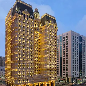 מלון Royal Rose Abu Dhabi, A Curio Collection By Hilton Affiliated, אבו דאבי